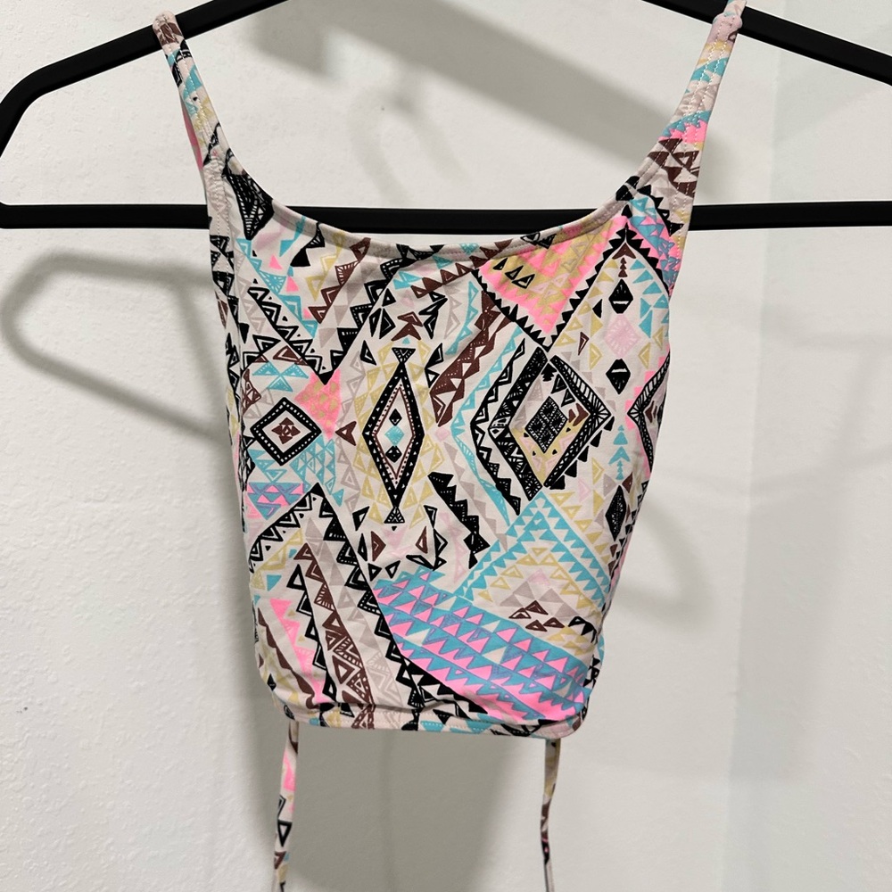 Billabong Pink and Blue Sleeveless Graphic Crop Tank